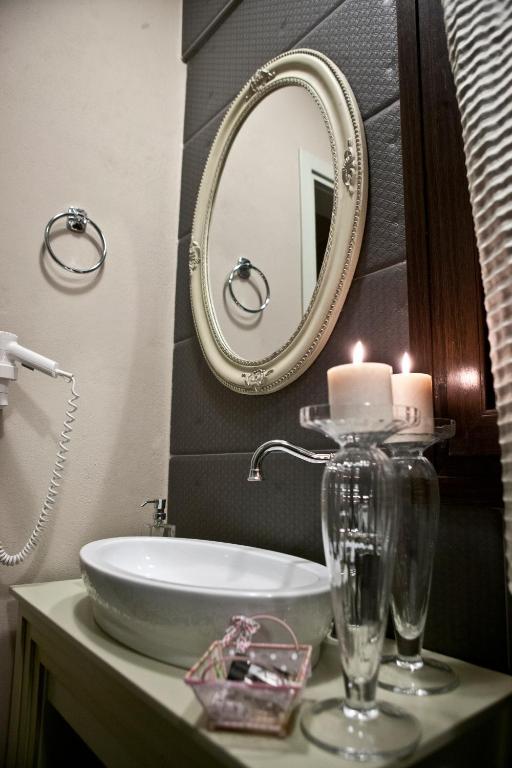 Melies Boutique Hotel Káto Loutrákion Oda fotoğraf