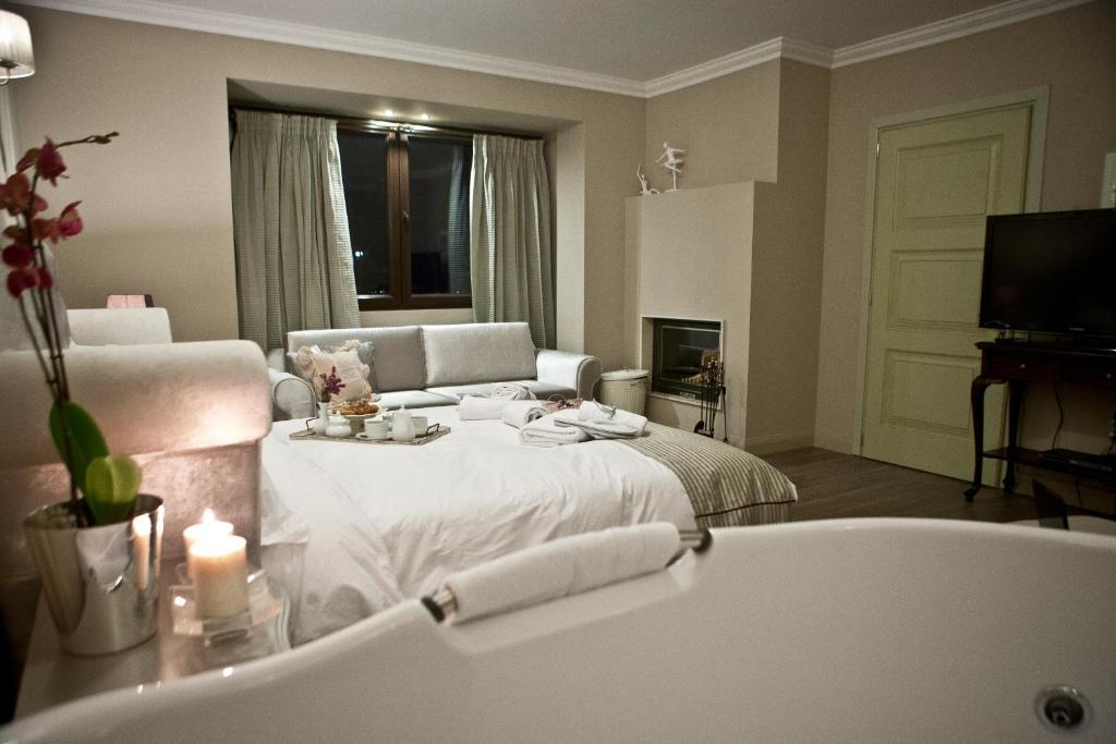 Melies Boutique Hotel Káto Loutrákion Oda fotoğraf