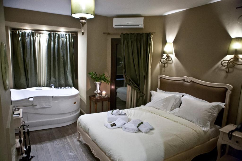 Melies Boutique Hotel Káto Loutrákion Oda fotoğraf