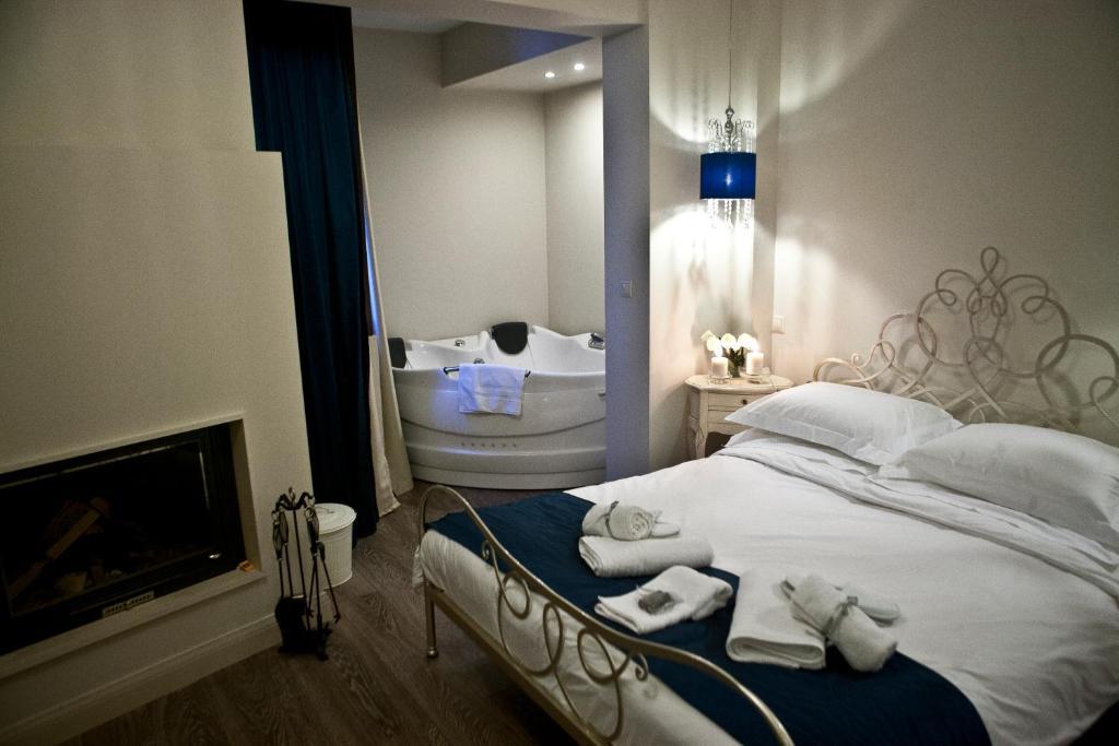 Melies Boutique Hotel Káto Loutrákion Oda fotoğraf